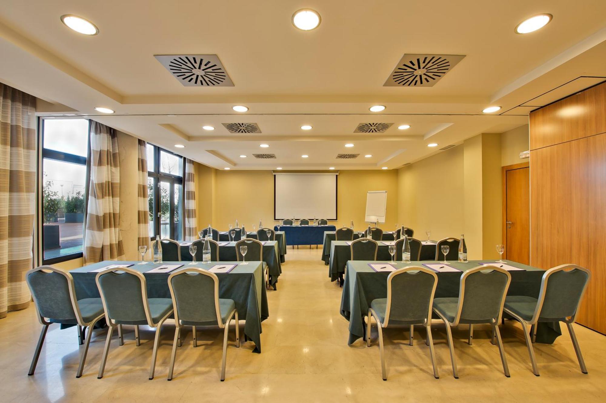 Porcel Avant Torrejon de Ardoz Exterior photo